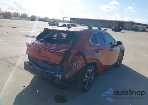 2019 Lexus Ux 200 z USA, uszkodzony, nr VIN JTHY3JBH1K2012747